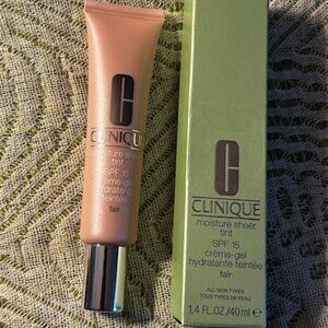 Clinique Moisture Sheer Tint SPF 15 (Fair) 1.4 oz All Skin Types
